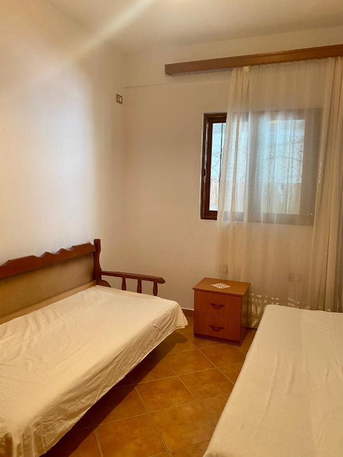 Family Apartments Sarandë Eksteriør billede