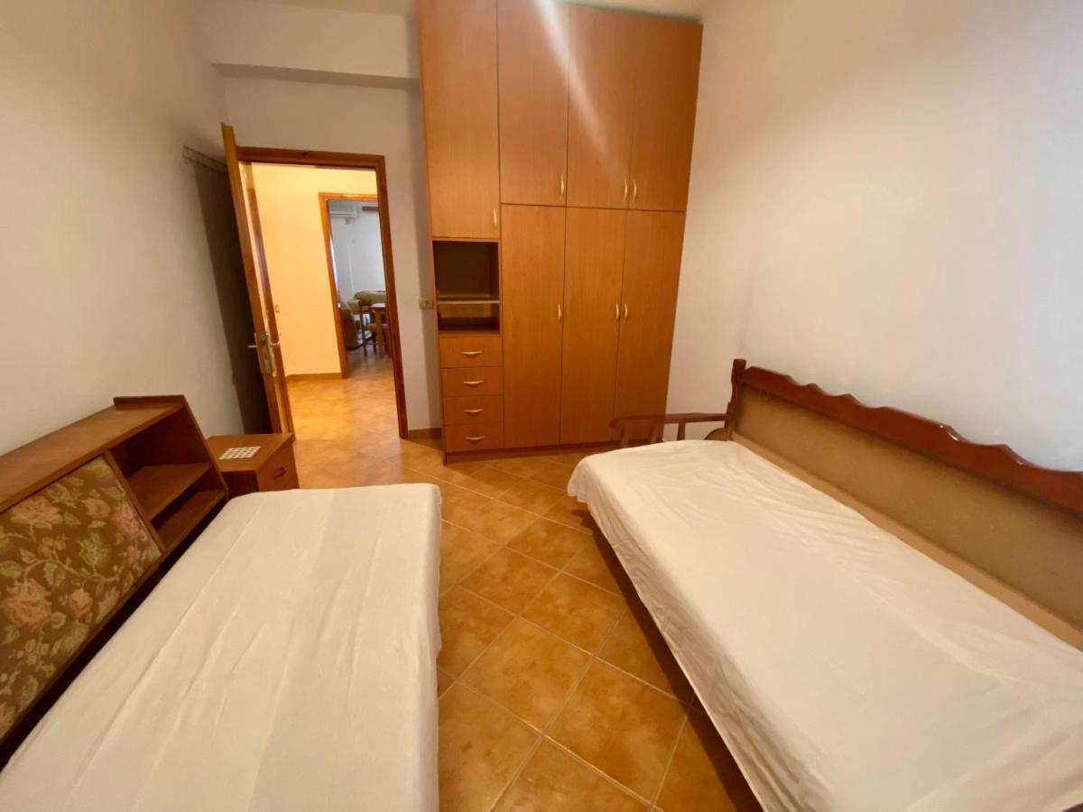 Family Apartments Sarandë Eksteriør billede