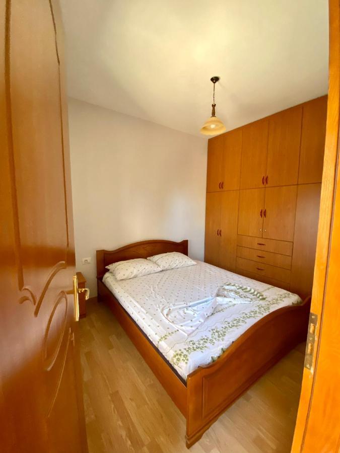 Family Apartments Sarandë Eksteriør billede