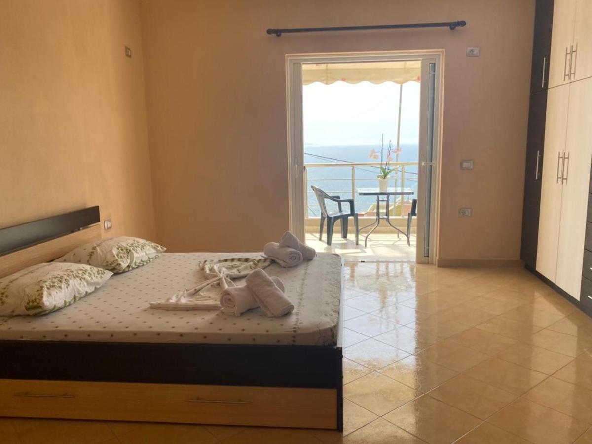 Family Apartments Sarandë Eksteriør billede