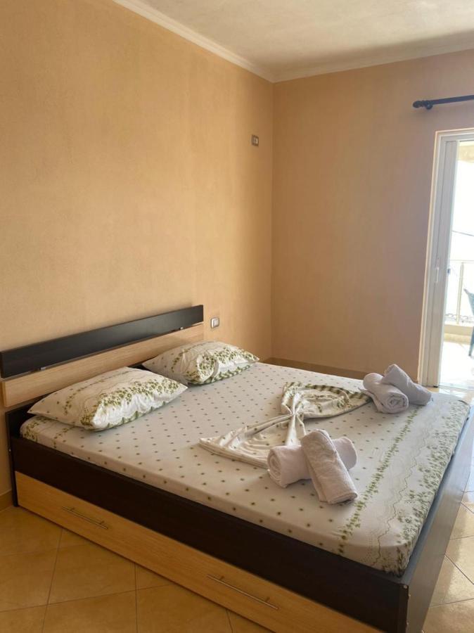 Family Apartments Sarandë Eksteriør billede