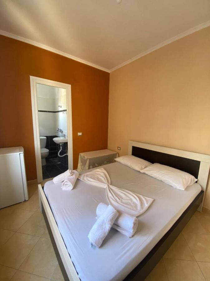 Family Apartments Sarandë Eksteriør billede
